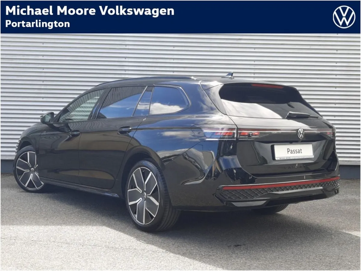 Volkswagen Passat Estate, Diesel, 2026, Black