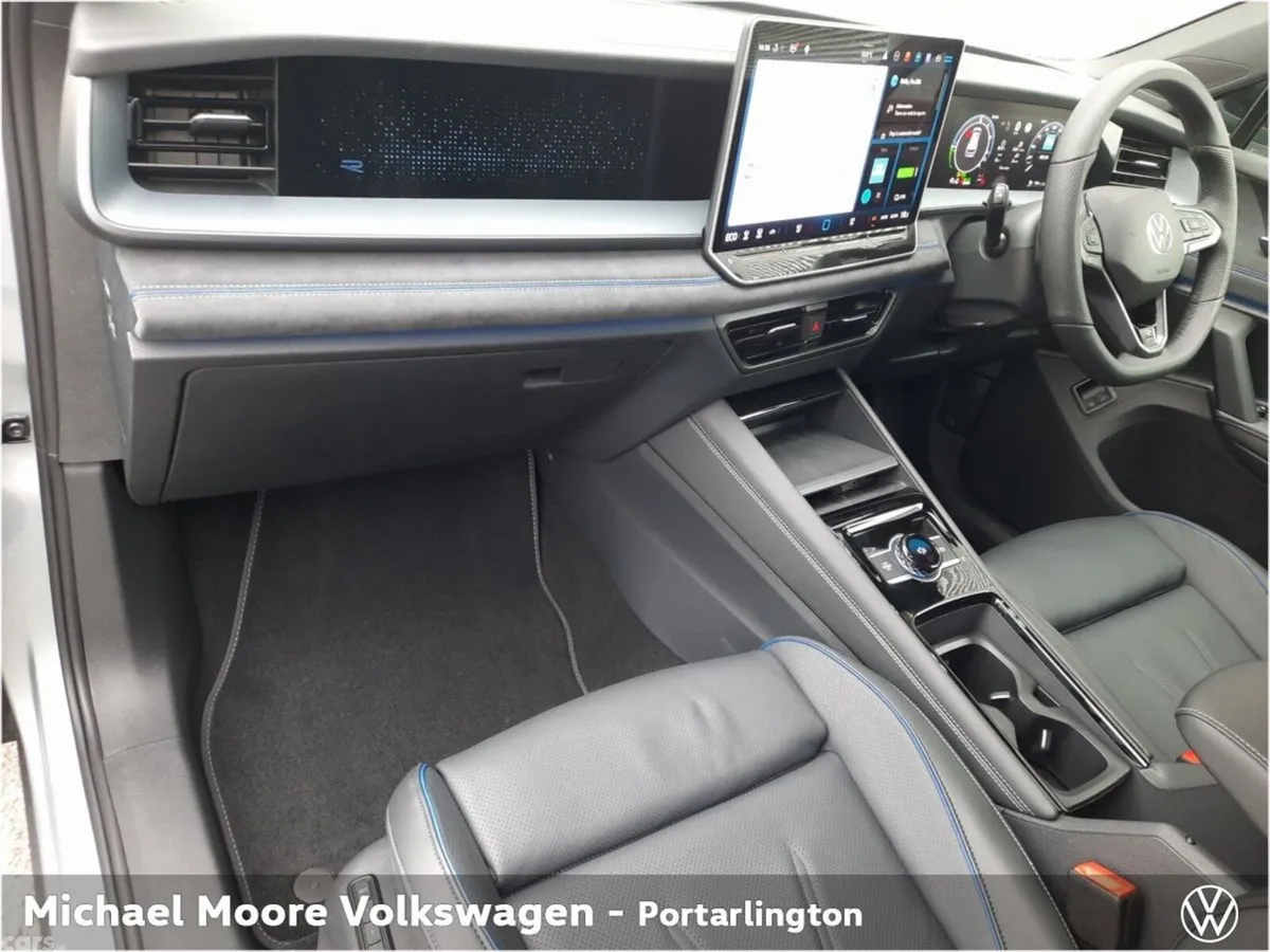 Volkswagen Tayron SUV, Petrol Plug-in Hybrid, 2027, Silver