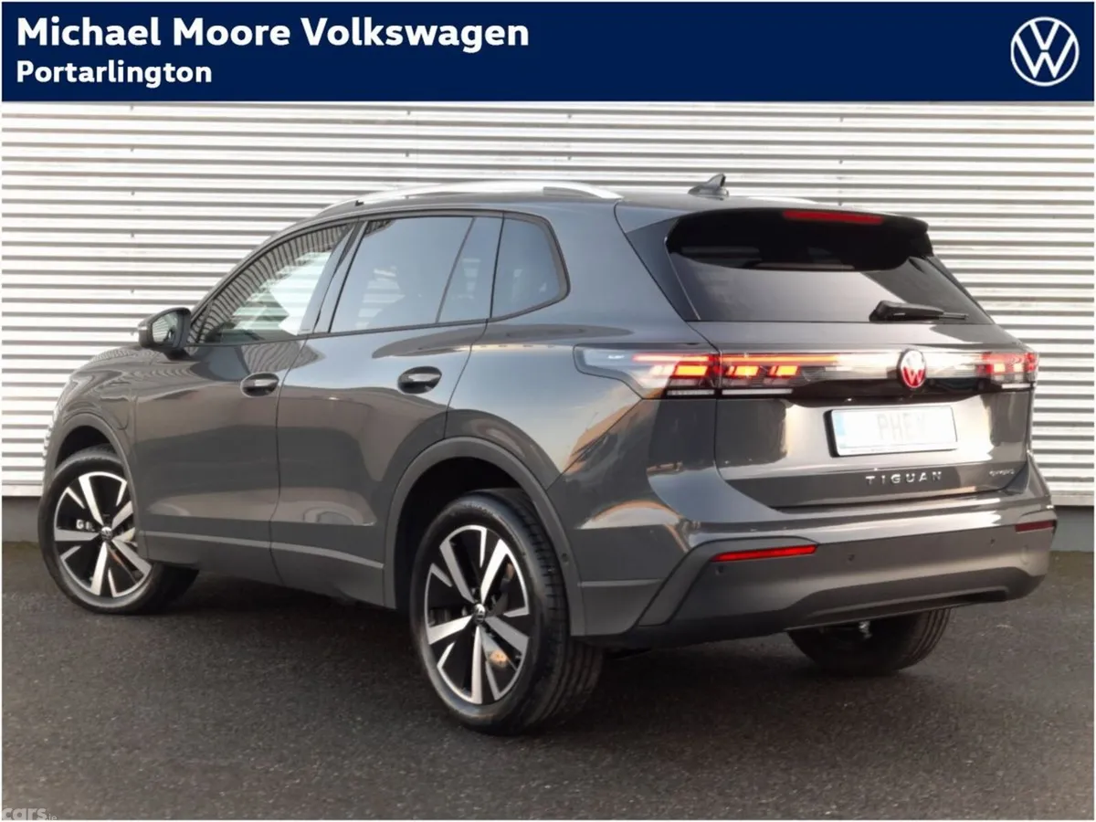Volkswagen Tiguan SUV, Petrol Plug-in Hybrid, 2027, Grey
