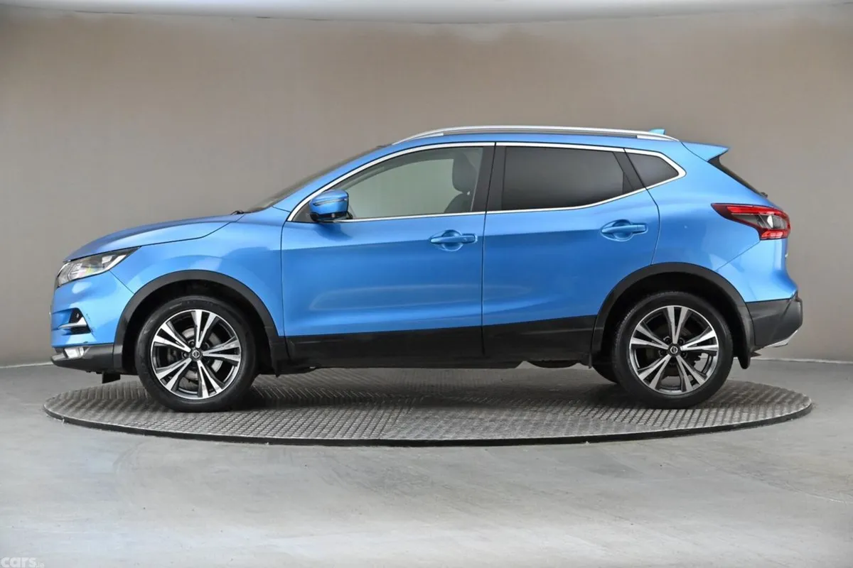 Nissan Qashqai SUV, Petrol, 2019, Blue
