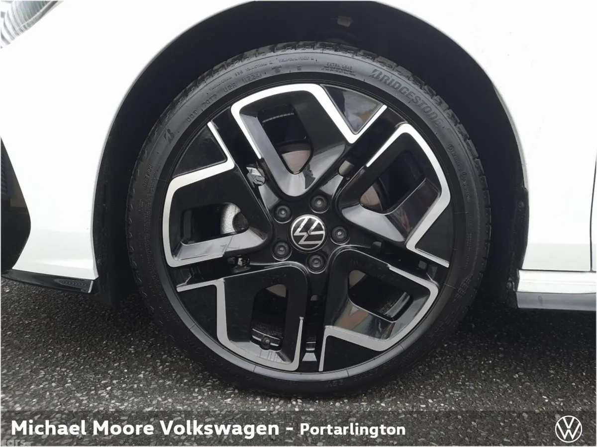 Volkswagen Golf Hatchback, Petrol, 2027, White