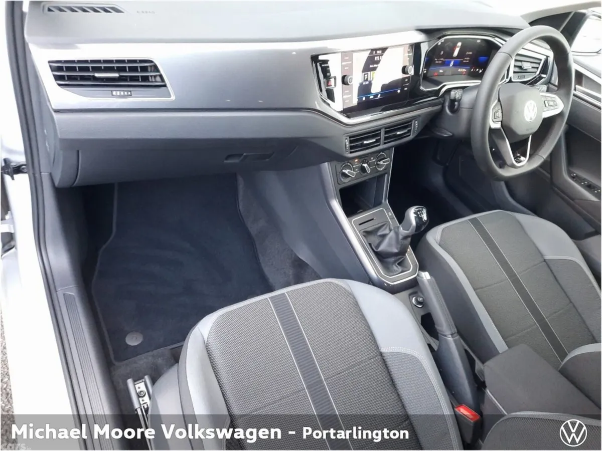 Volkswagen Polo Hatchback, Petrol, 2027, Silver