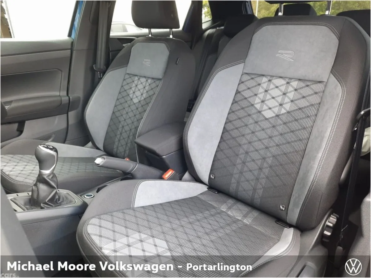 Volkswagen Polo Hatchback, Petrol, 2027, Blue