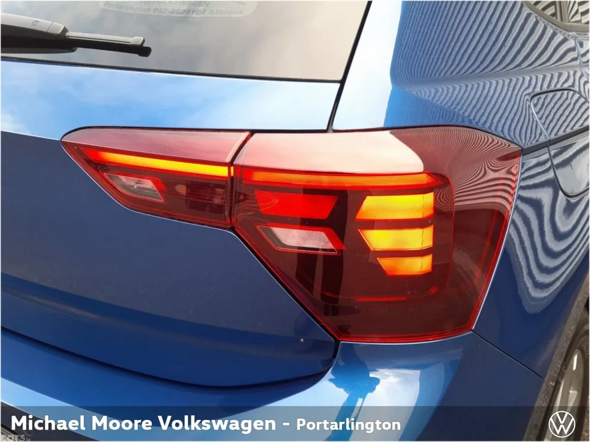 Volkswagen Polo Hatchback, Petrol, 2027, Blue