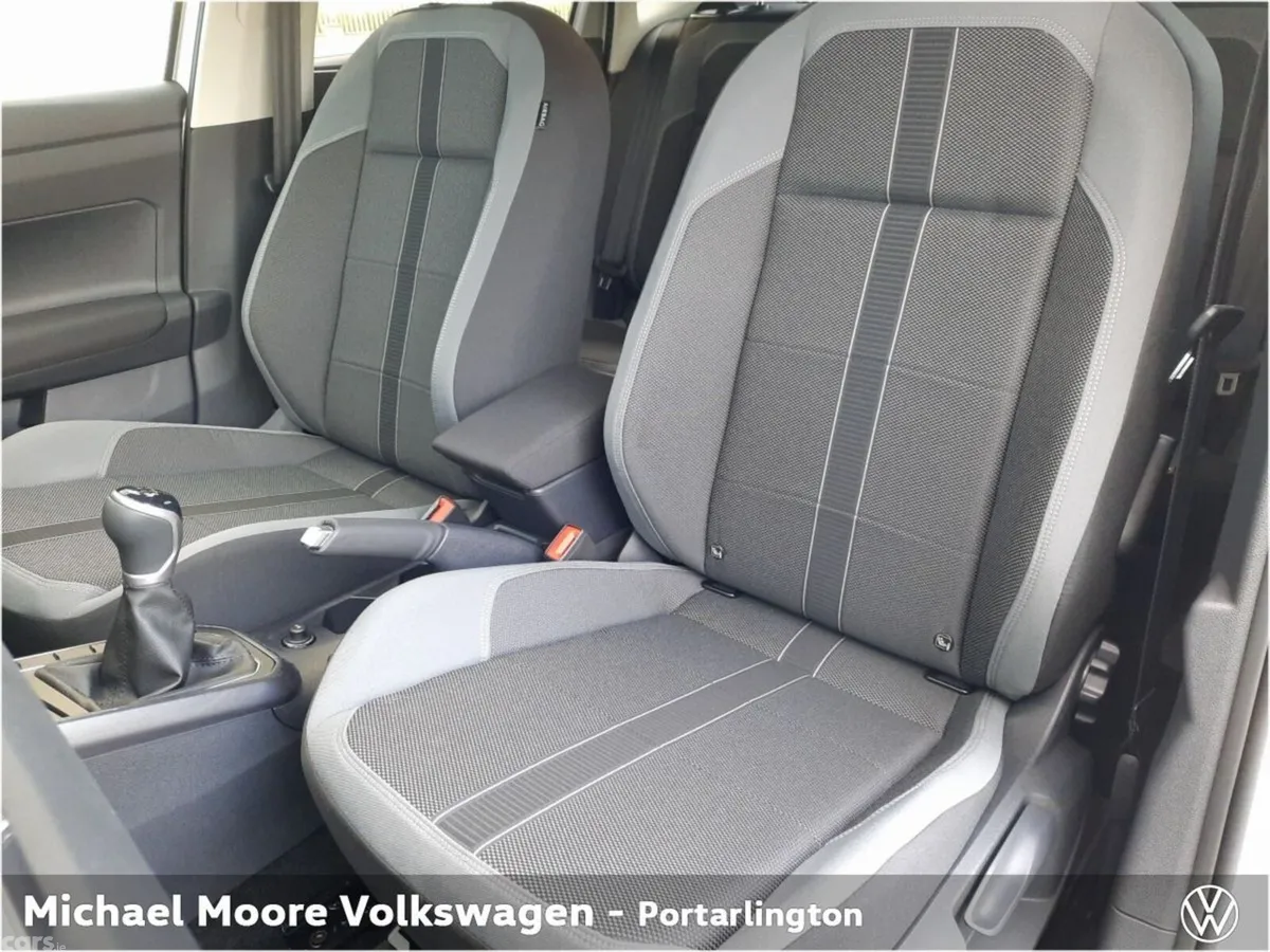 Volkswagen Polo Hatchback, Petrol, 2027, Silver