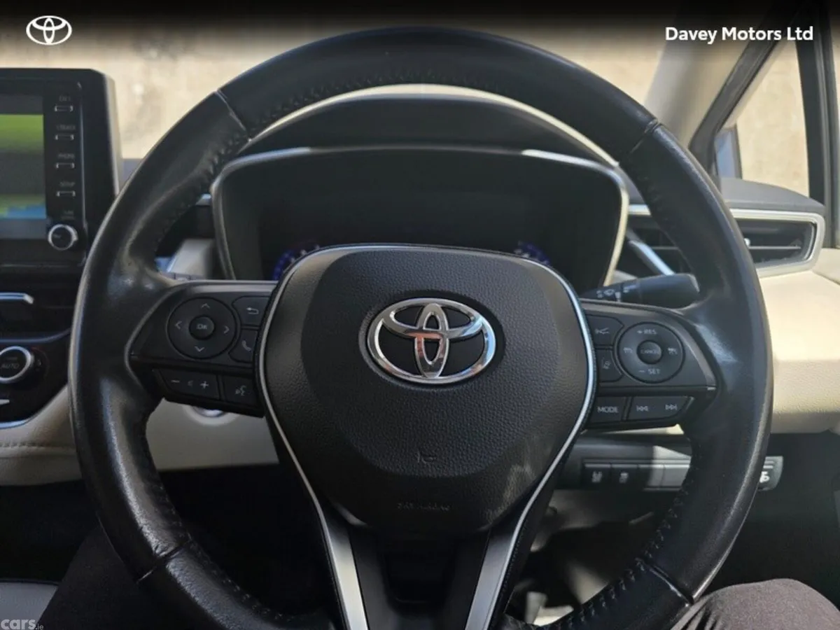 Toyota Corolla Saloon, Petrol Hybrid, 2020, Grey