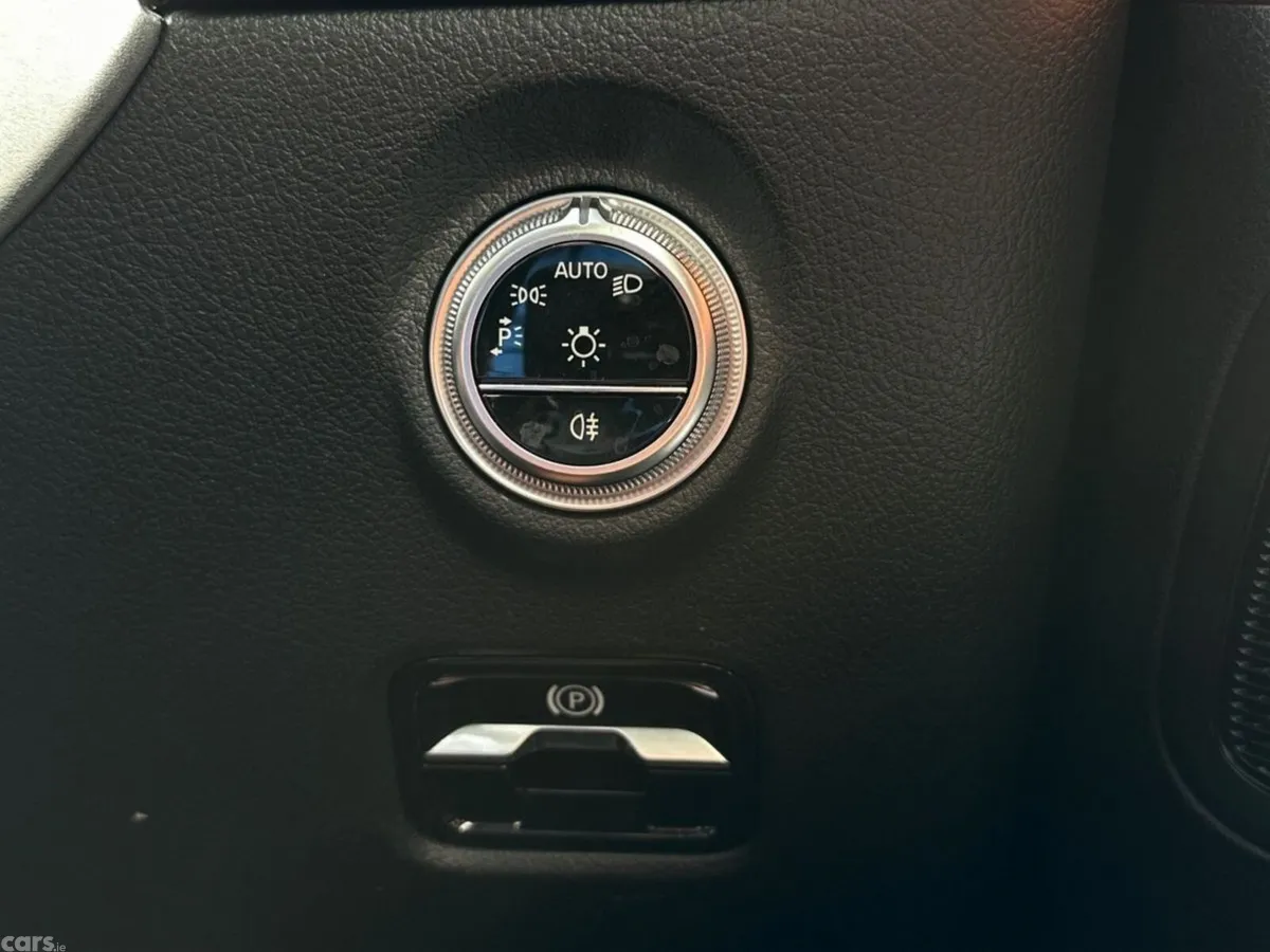 Mercedes-Benz C-Class Saloon, Petrol Plug-in Hybrid, 2022, Black