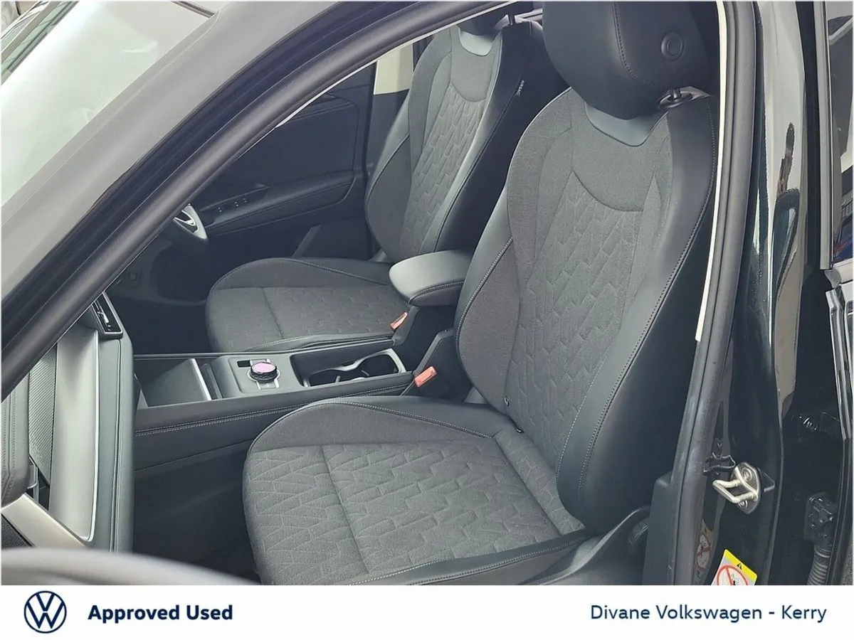 Volkswagen Tayron SUV, Diesel, 2026, Black