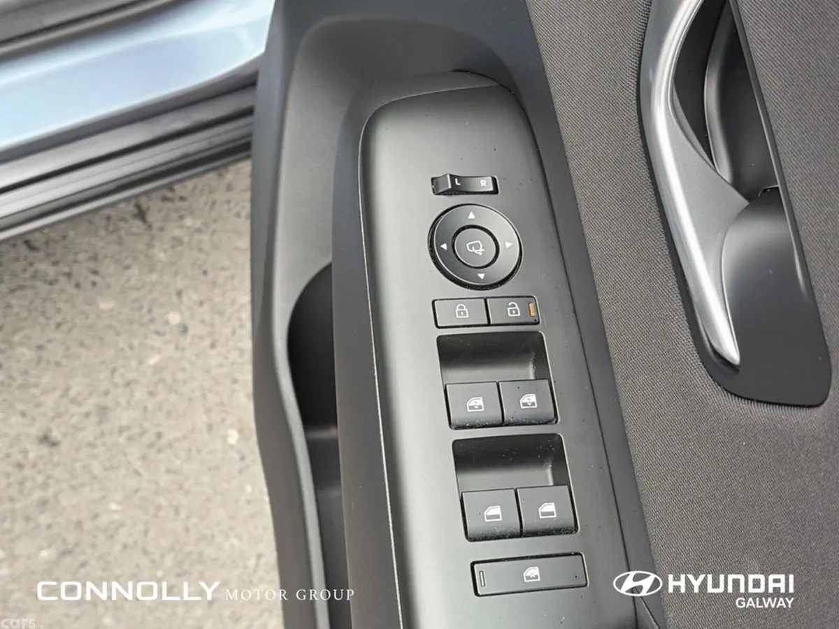 Hyundai KONA MPV, Petrol, 2023, Blue