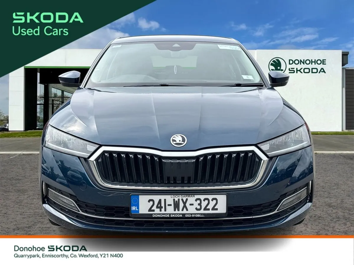 Skoda Octavia Saloon, Diesel, 2024, Blue