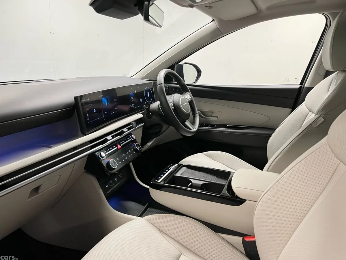Hyundai Tucson SUV, Petrol Hybrid, 2025, Black