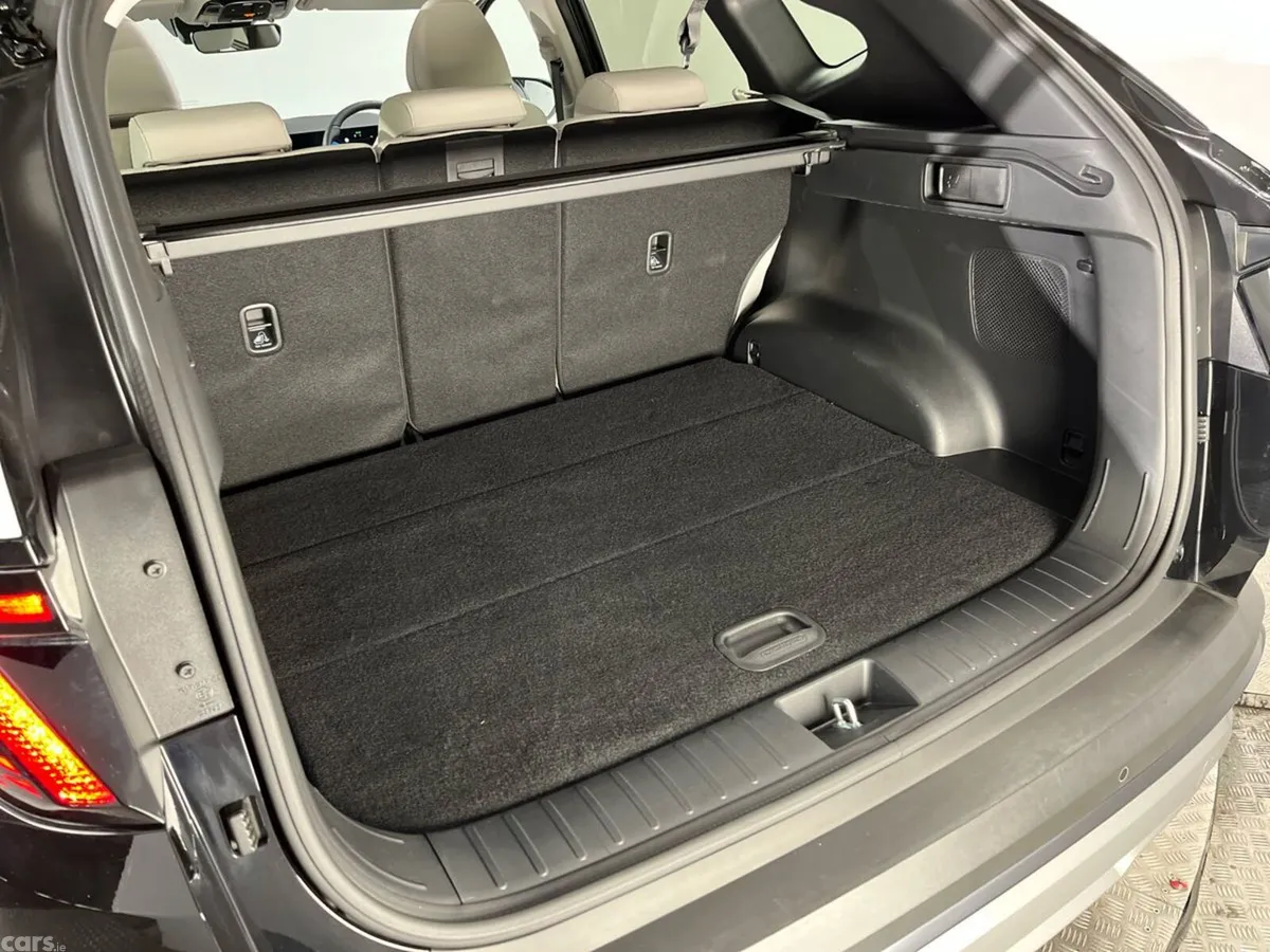 Hyundai Tucson SUV, Petrol Hybrid, 2025, Black