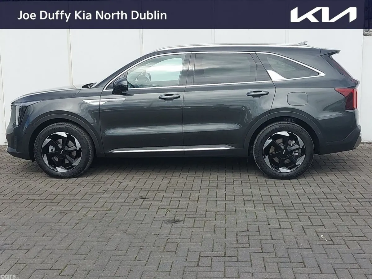 Kia Sorento SUV, Petrol Plug-in Hybrid, 2026, Grey