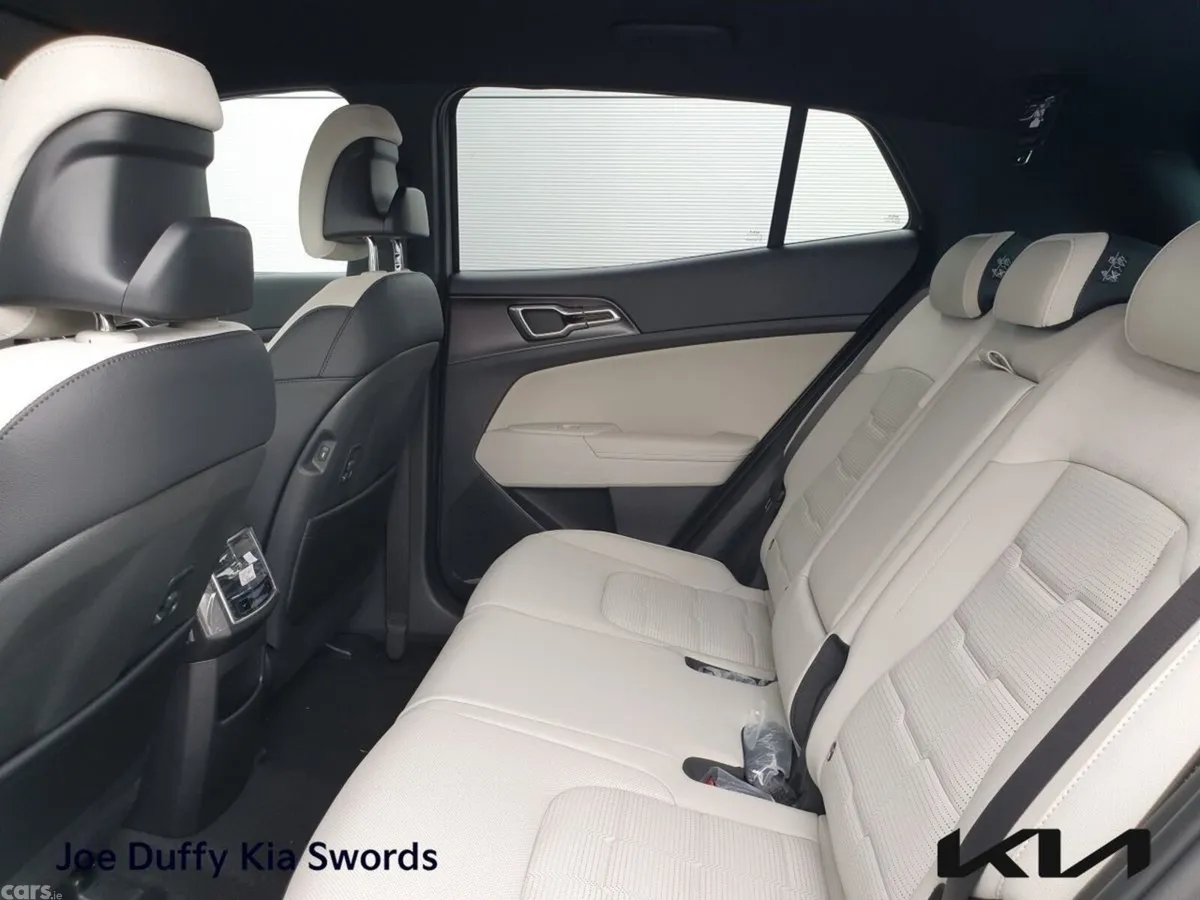 Kia Sportage SUV, Petrol Hybrid, 2026, Black