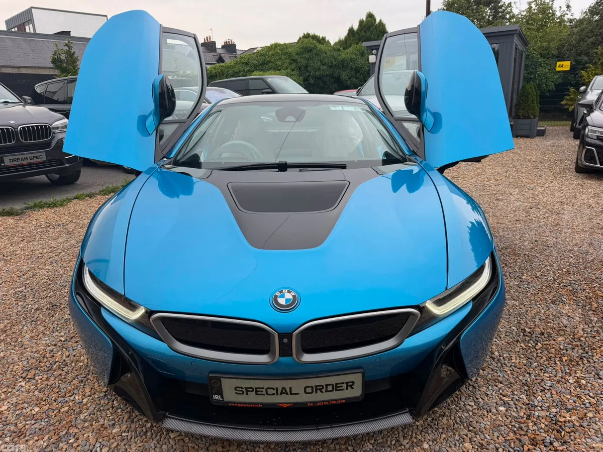 BMW i8 Coupe, Petrol Plug-in Hybrid, 2017, Blue
