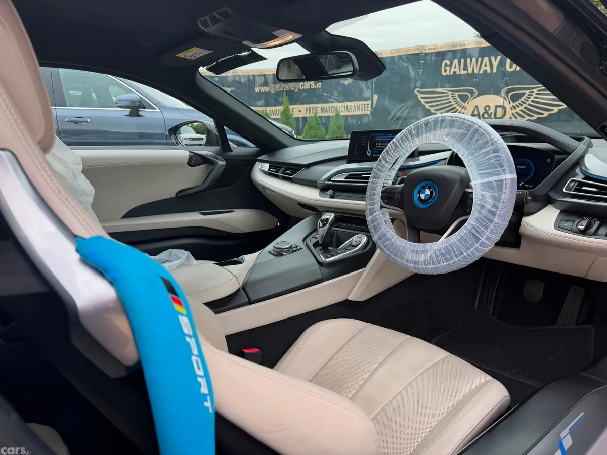 BMW i8 Coupe, Petrol Plug-in Hybrid, 2017, Blue