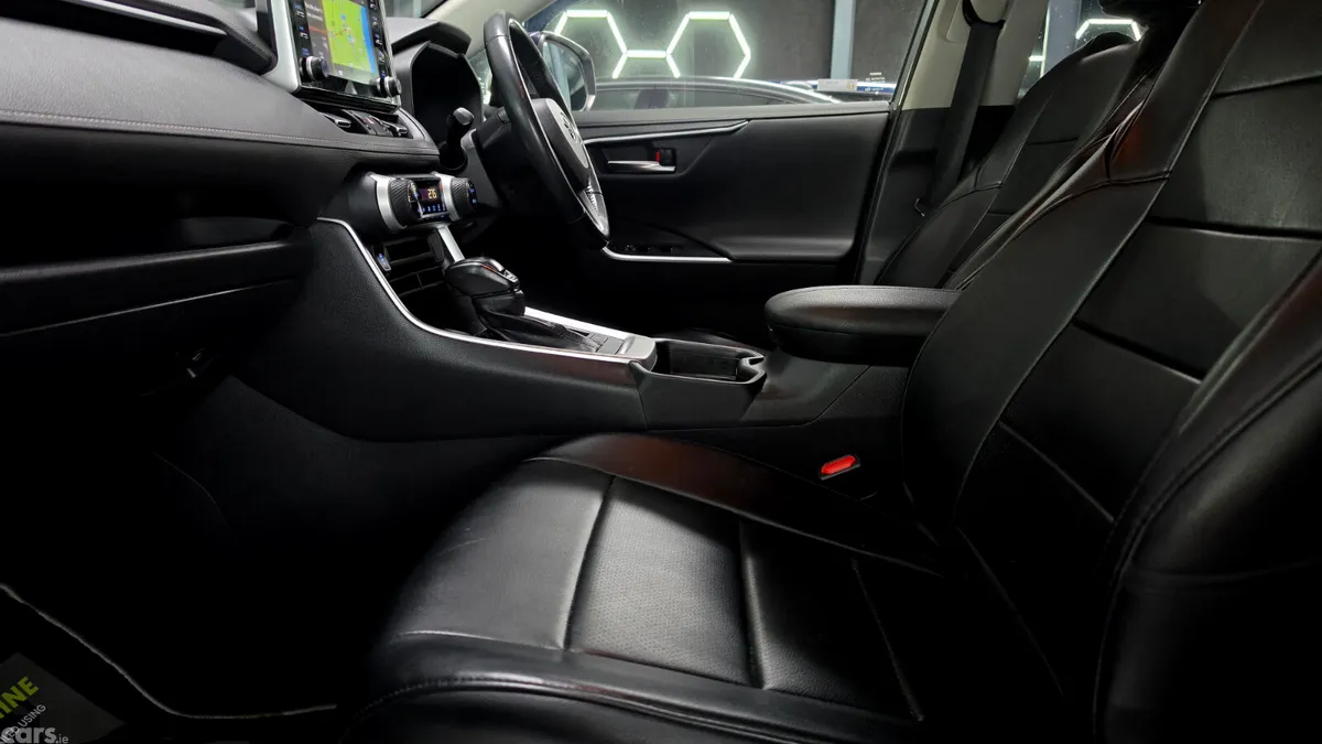 Toyota RAV4 SUV, Petrol Hybrid, 2019, Grey