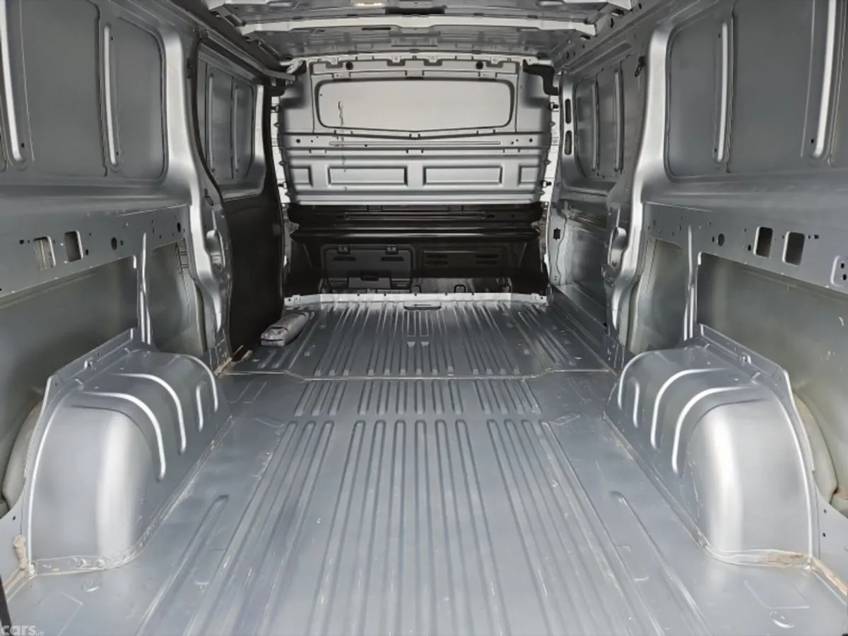 Nissan Primastar MPV, Diesel, 2024, Grey