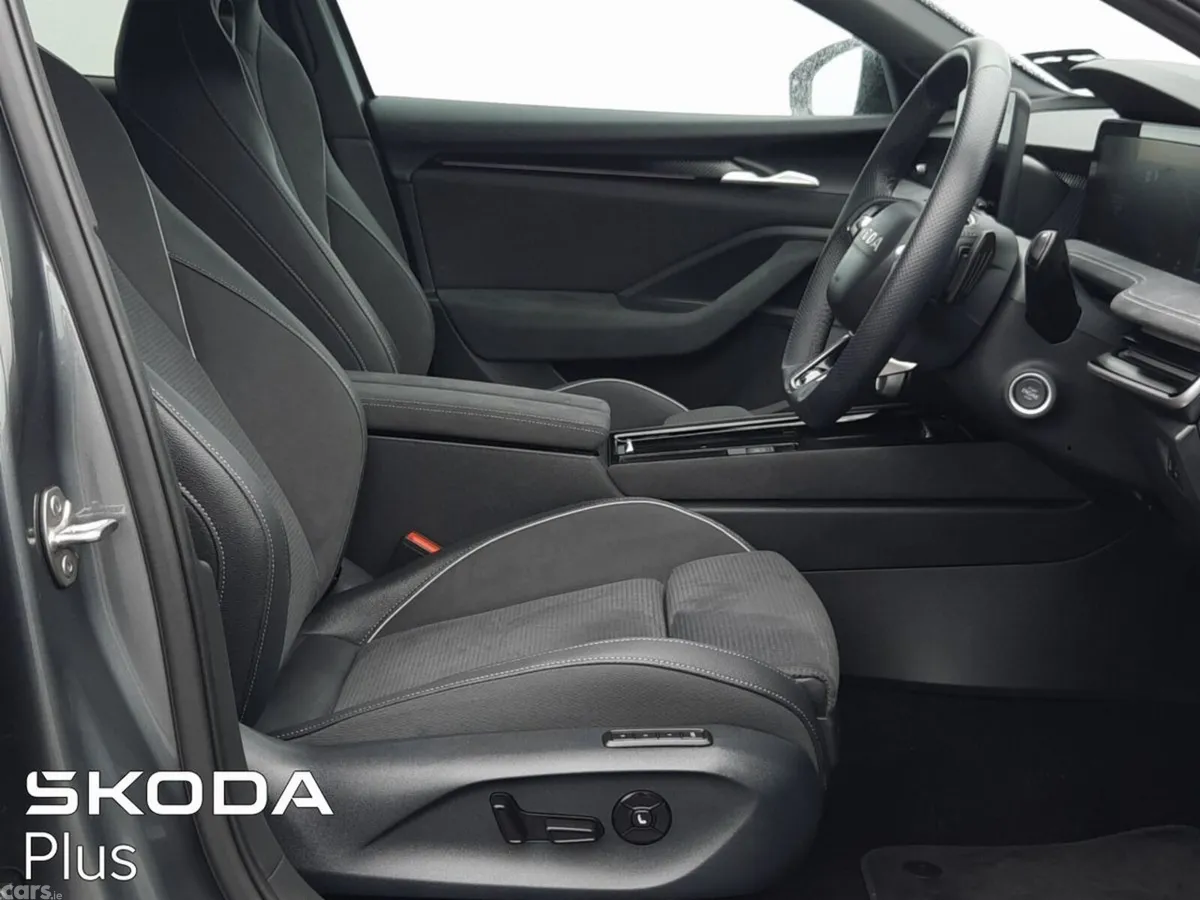 Skoda Superb Saloon, Diesel, 2026, Grey