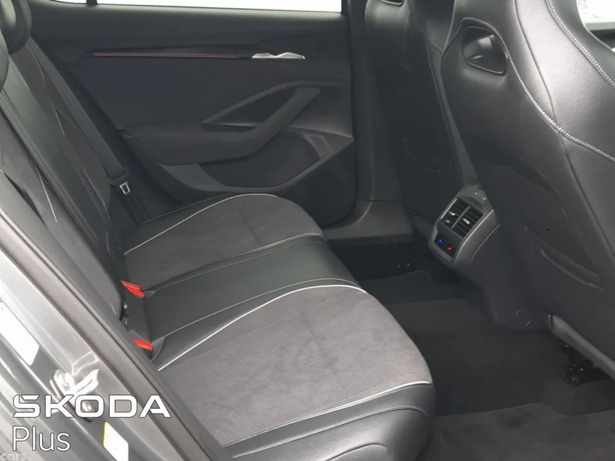 Skoda Superb Saloon, Diesel, 2026, Grey
