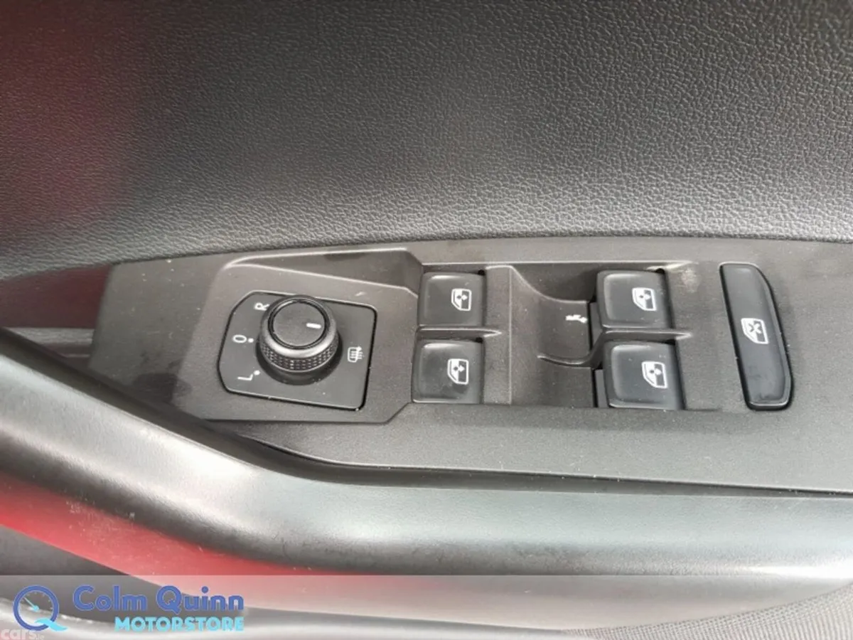 Volkswagen Polo Hatchback, Petrol, 2018, Red