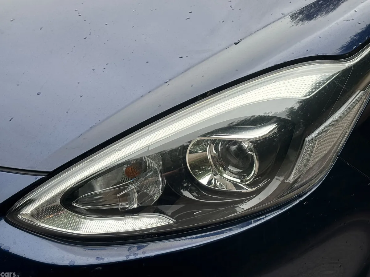 Toyota Aqua Hatchback, Petrol Hybrid, 2019, Blue