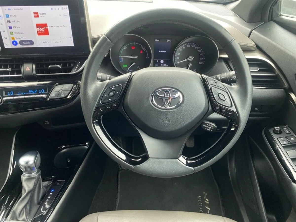 Toyota C-HR SUV, Petrol Hybrid, 2023, Grey