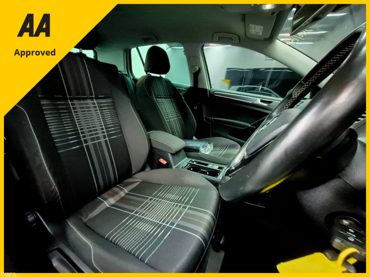 Volkswagen Golf Hatchback, Petrol, 2015, White