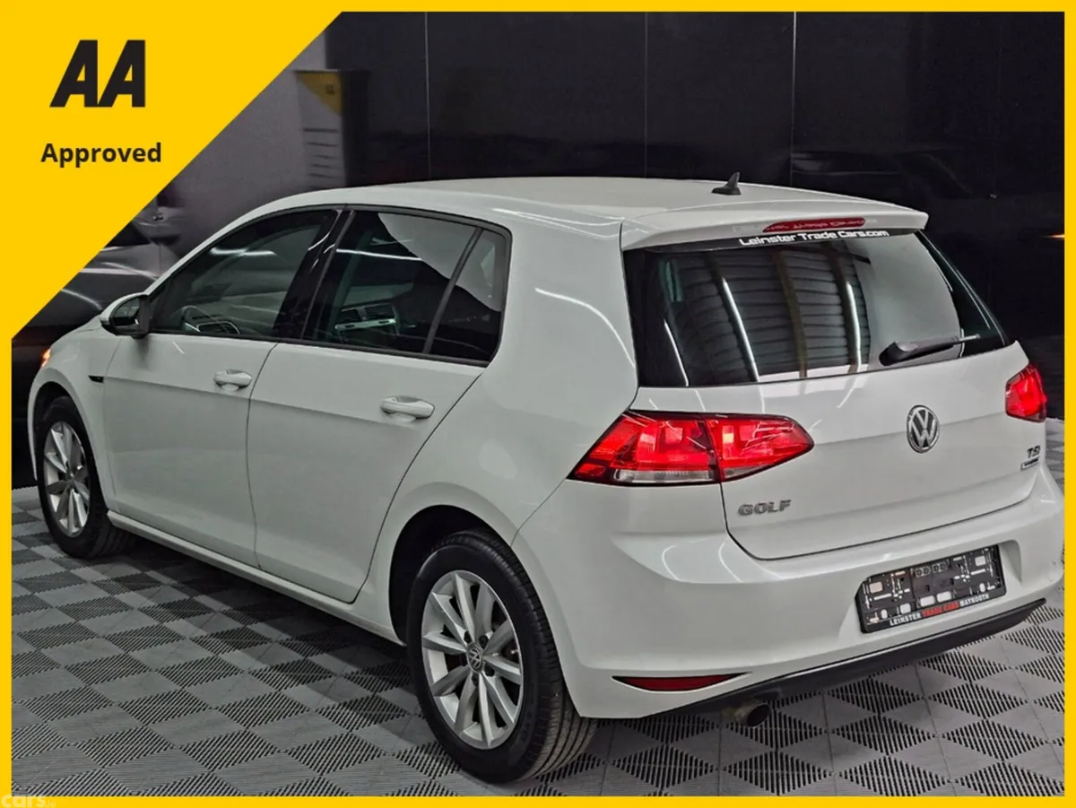 Volkswagen Golf Hatchback, Petrol, 2015, White