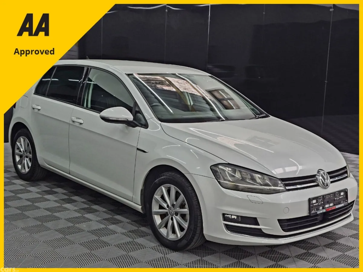 Volkswagen Golf Hatchback, Petrol, 2015, White