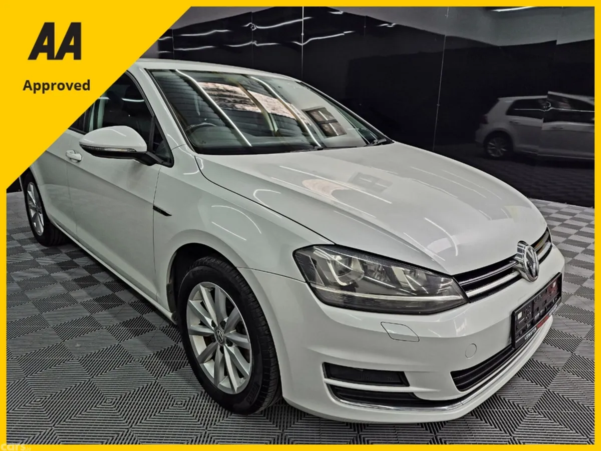 Volkswagen Golf Hatchback, Petrol, 2015, White