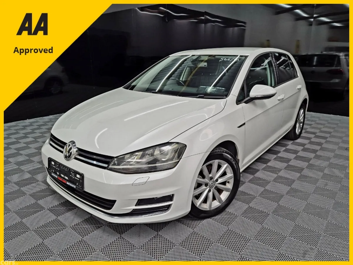 Volkswagen Golf Hatchback, Petrol, 2015, White