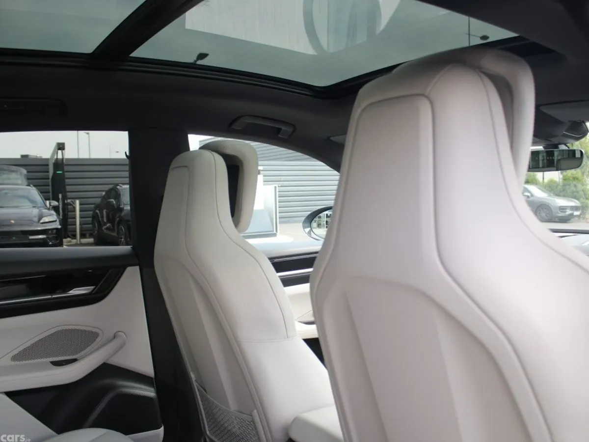 Porsche Macan SUV, Electric, 2026, Grey