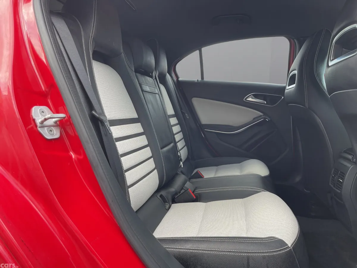 Mercedes-Benz A-Class Hatchback, Petrol, 2014, Red