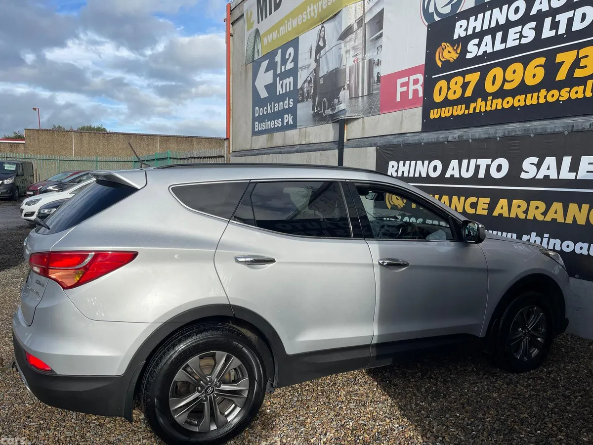 Hyundai Santa Fe SUV, Diesel, 2014, Silver