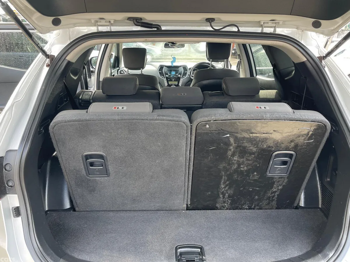 Hyundai Santa Fe SUV, Diesel, 2014, Silver