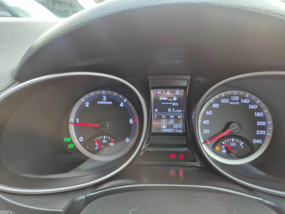 Hyundai Santa Fe SUV, Diesel, 2014, Silver