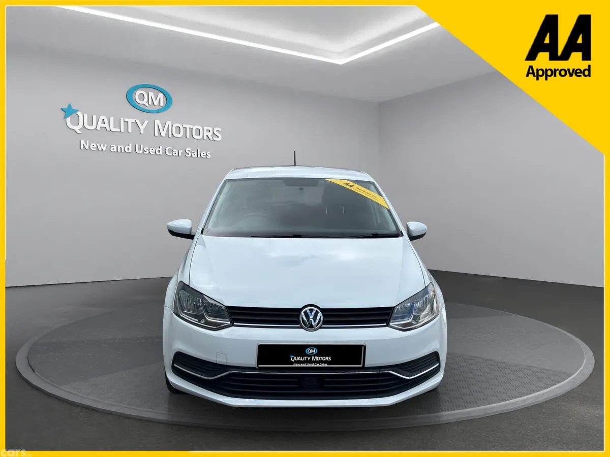 Volkswagen Polo Hatchback, Petrol, 2015, White