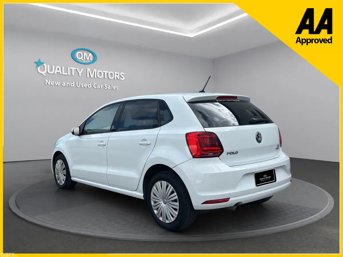 Volkswagen Polo Hatchback, Petrol, 2015, White