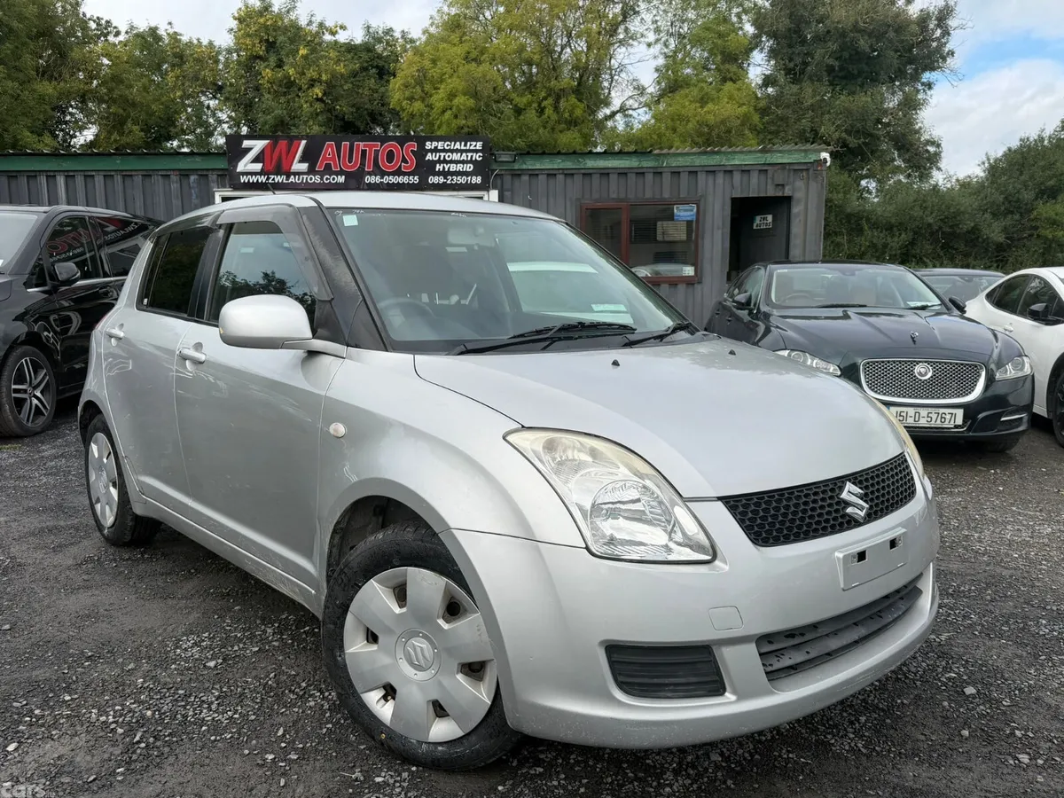 Suzuki Swift Hatchback, Petrol, 2009, Silver