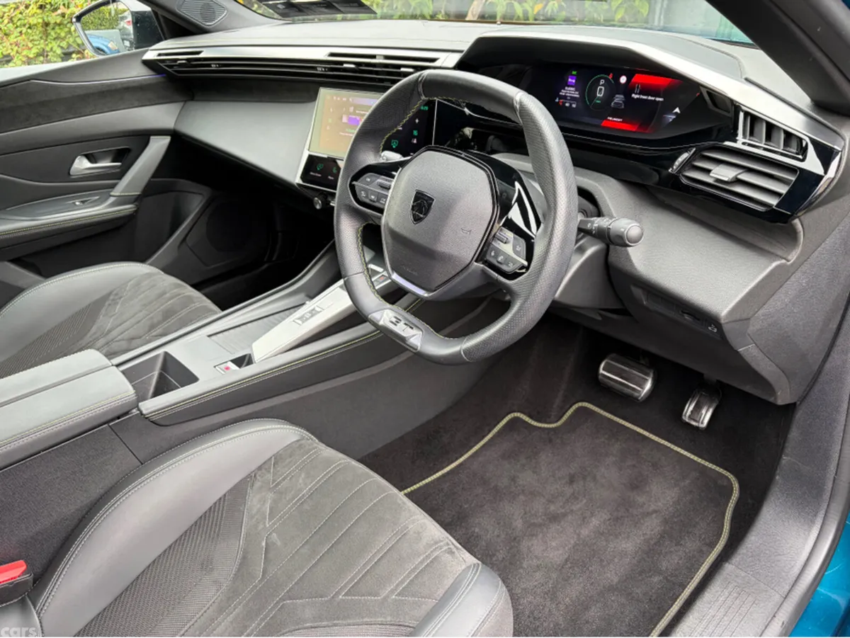 Peugeot 408 Hatchback, Petrol, 2024, Blue