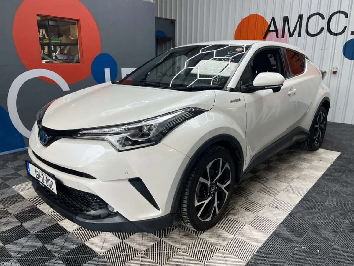 Toyota C-HR SUV, Petrol Hybrid, 2019, White