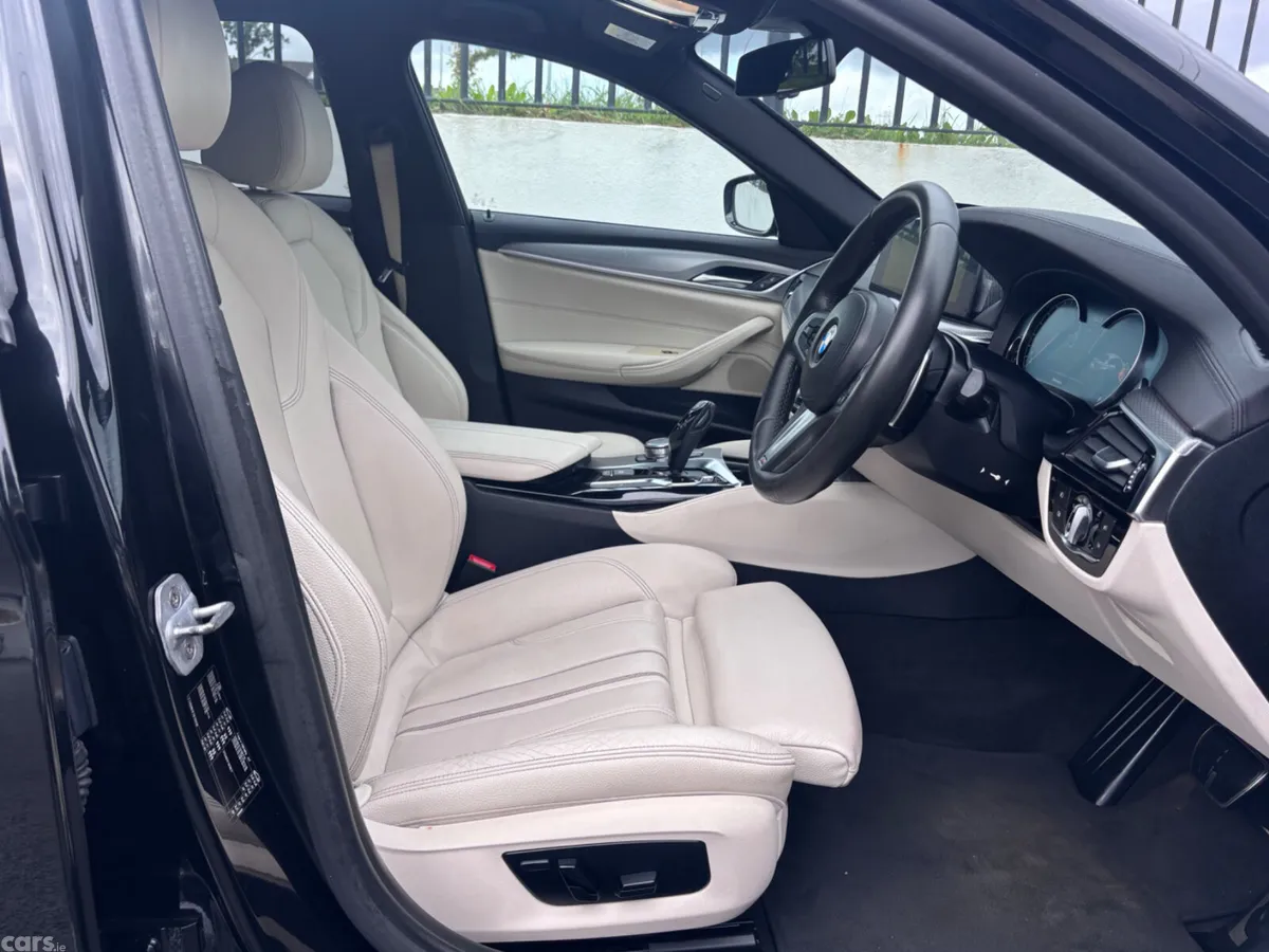 BMW 5-Series Saloon, Petrol, 2018, Black