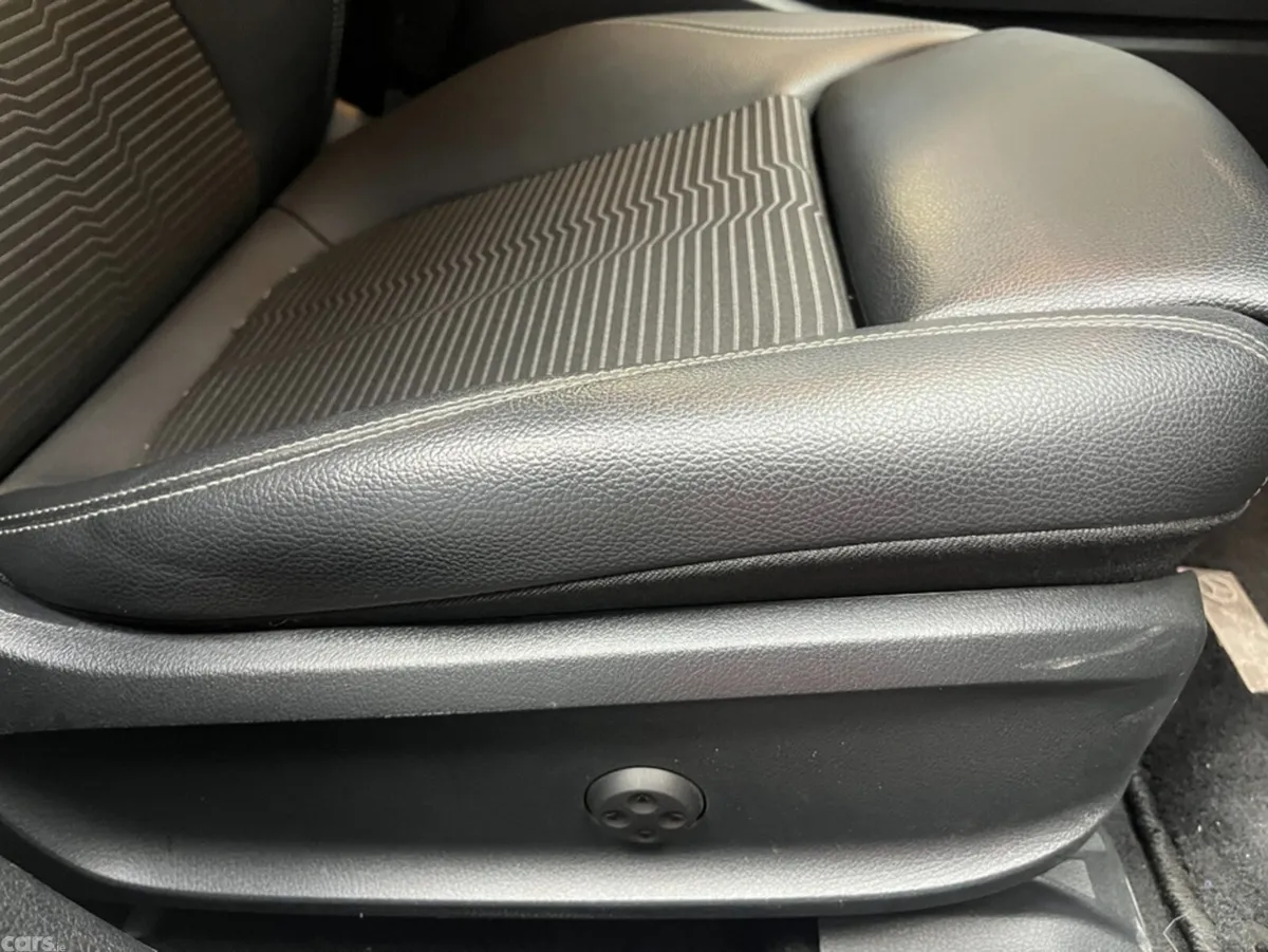Mercedes-Benz CLA Saloon, Diesel, 2020, Silver