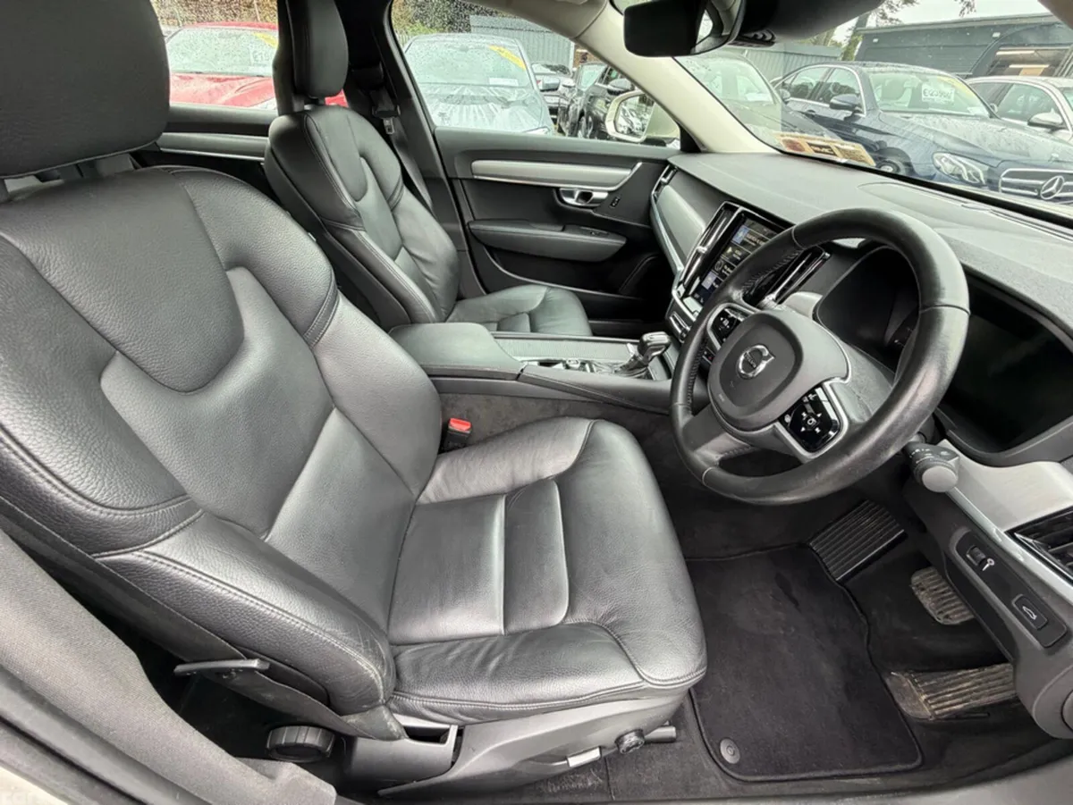 Volvo S90 Saloon, Diesel, 2019, Brown