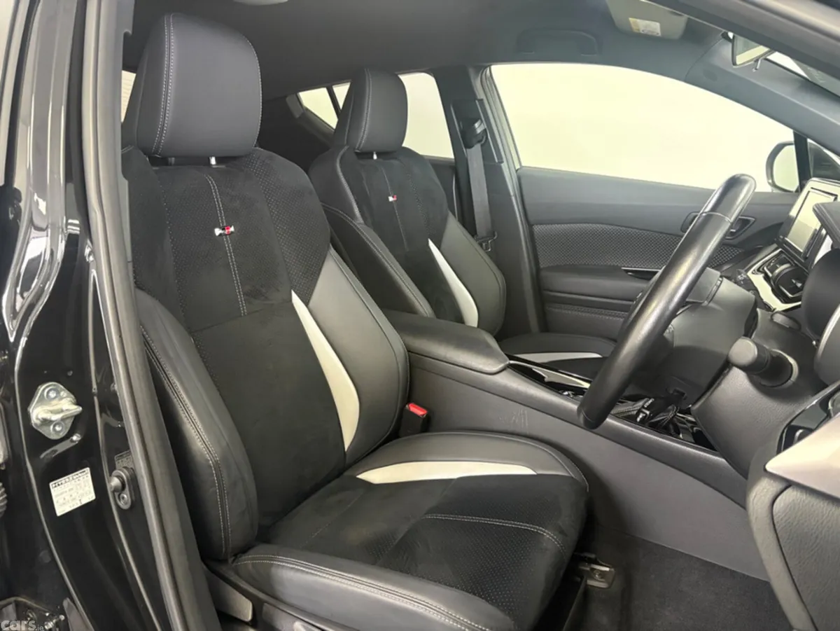 Toyota C-HR SUV, Petrol Hybrid, 2020, Black