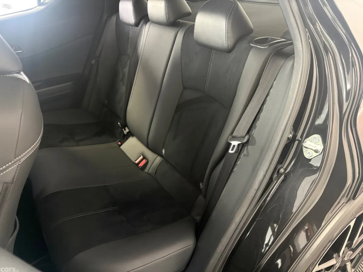 Toyota C-HR SUV, Petrol Hybrid, 2020, Black