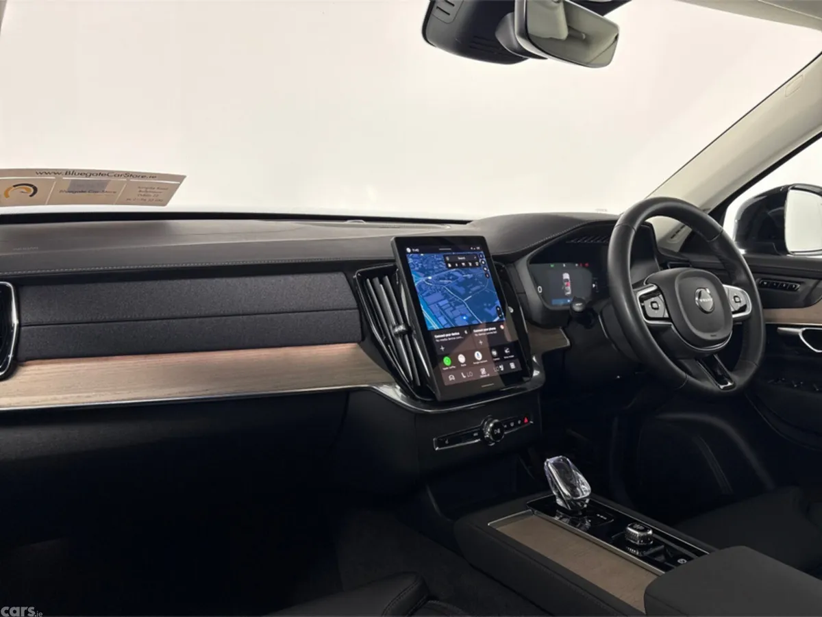 Volvo XC90 Estate, Petrol Plug-in Hybrid, 2025, Red
