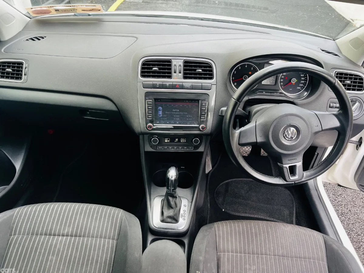 Volkswagen Polo Hatchback, Petrol, 2013, White