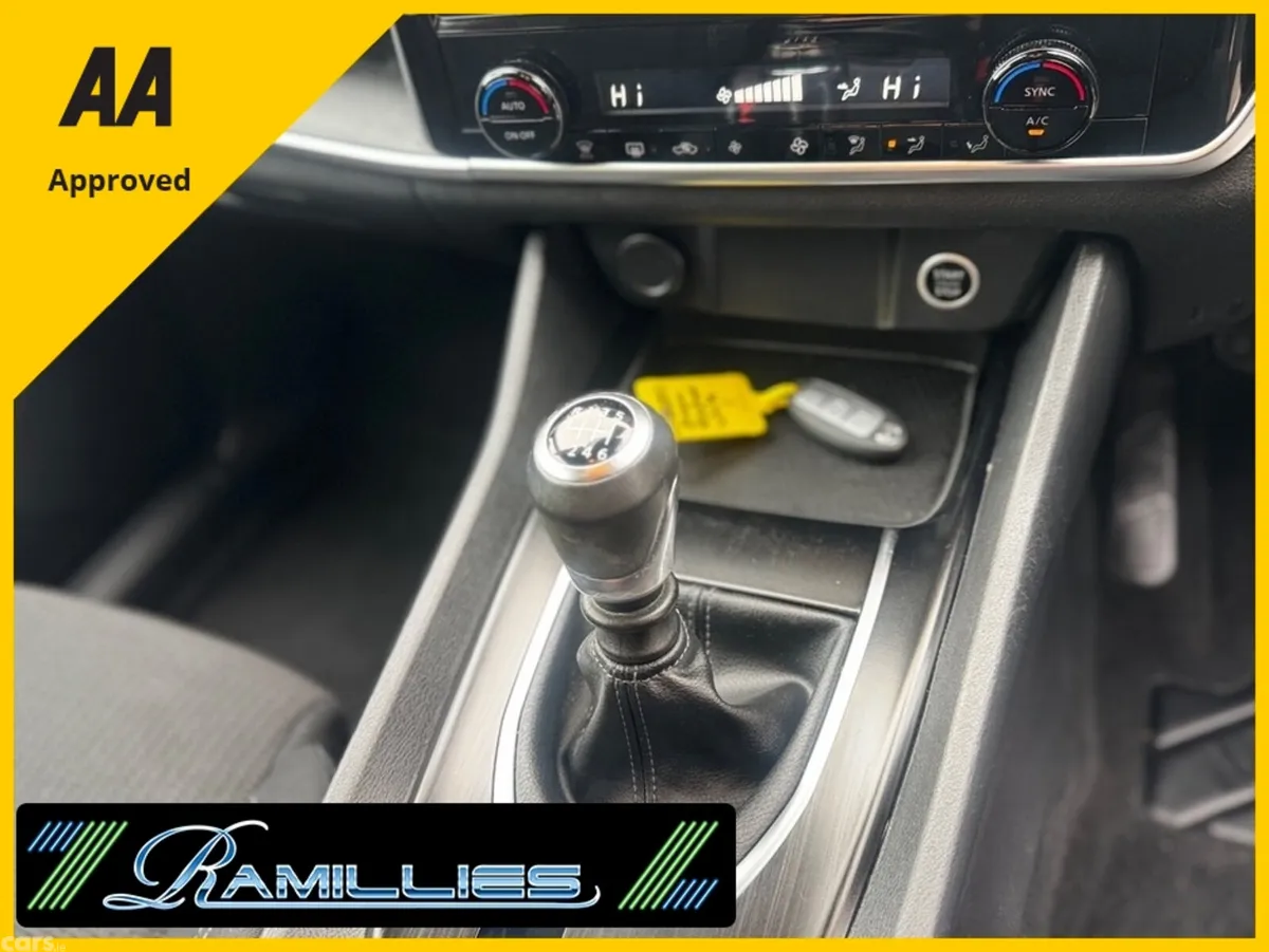 Nissan Qashqai SUV, Petrol, 2022, White